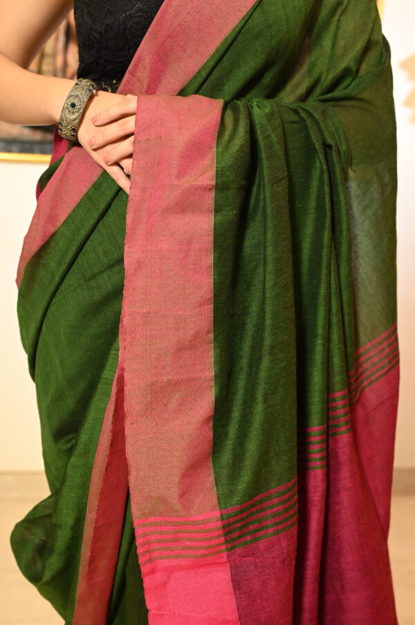 Contrast Aanchal Khadi cotton saree - Image 3
