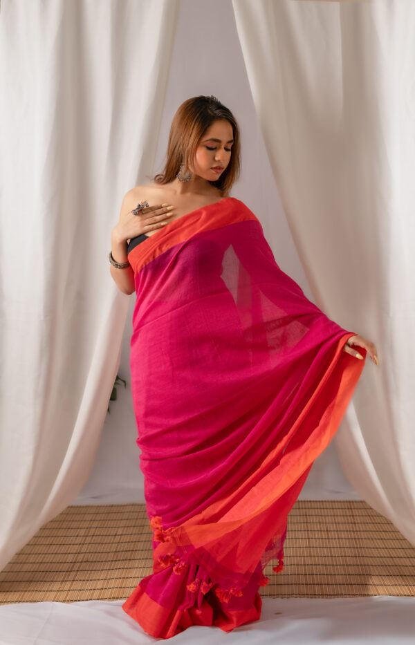 Contrast Aanchal Khadi cotton saree - Image 2