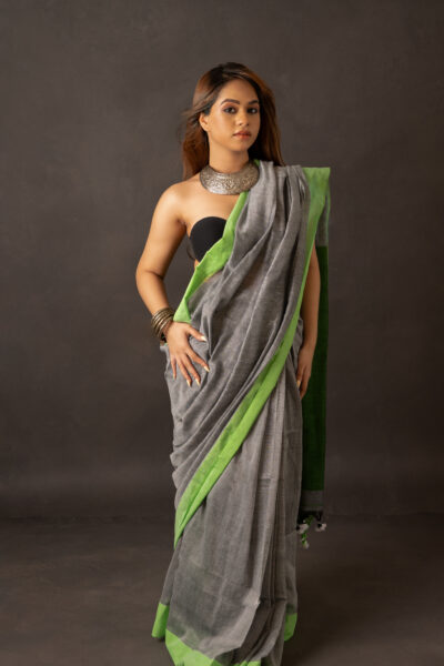Contrast Aanchal Khadi cotton saree
